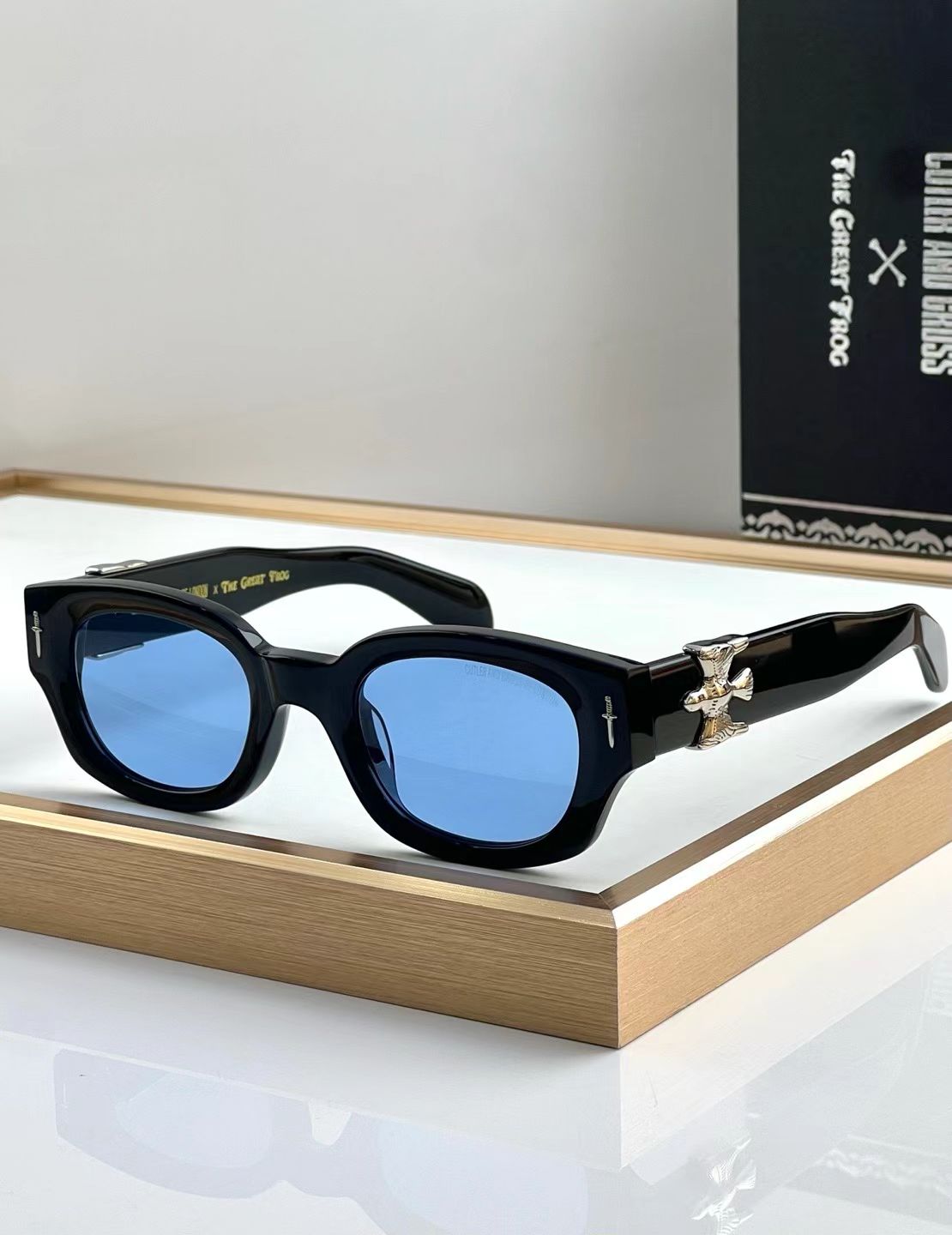 CULTER AND GROSS X THE GREAT FROG — NO LOGO STORE
