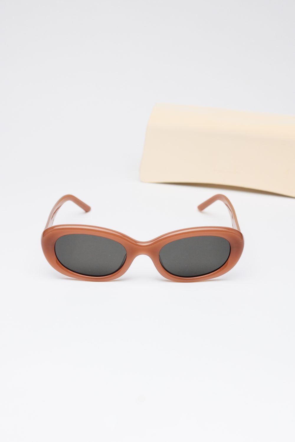 GENTLE MONSTER — Очки, NO LOGO STORE (фото 2)