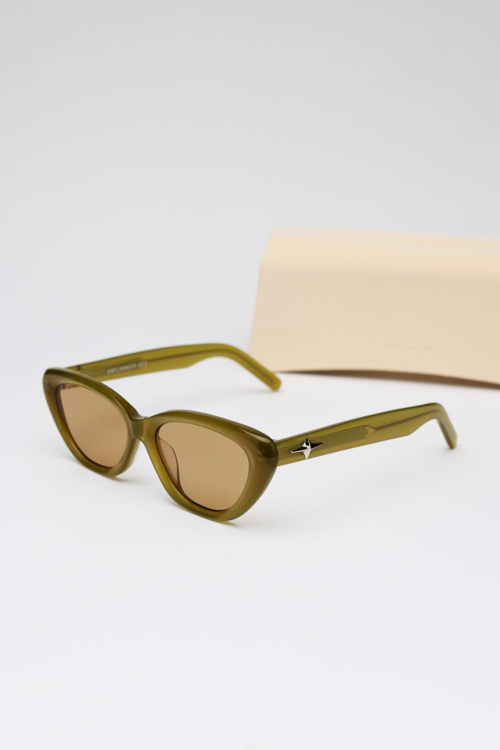 GENTLE MONSTER — NO LOGO STORE