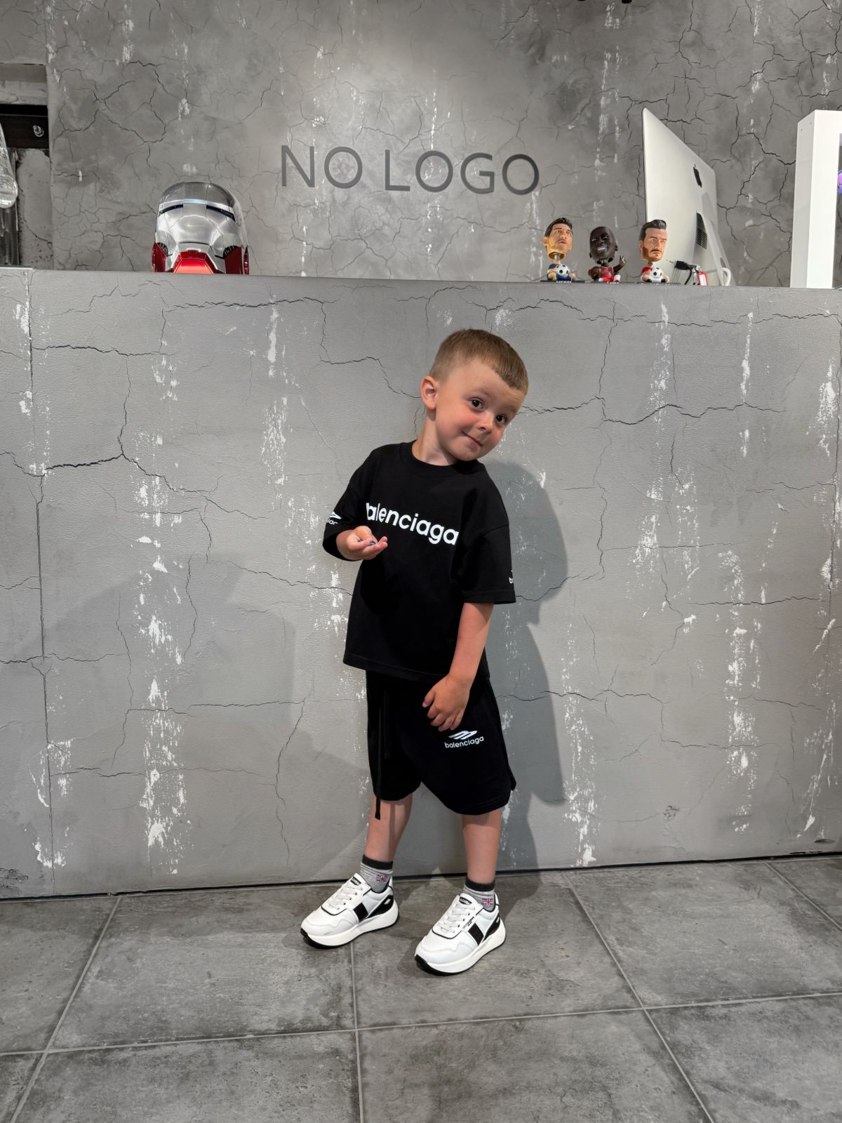 KIDS — 03 / ДЕТСКАЯ · NO LOGO STORE