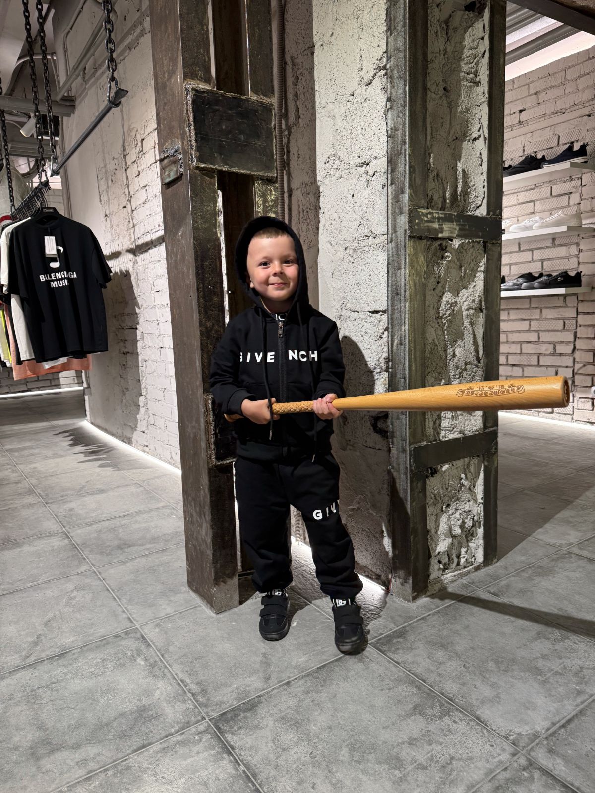 Костюм GIVENCHY — NO LOGO STORE