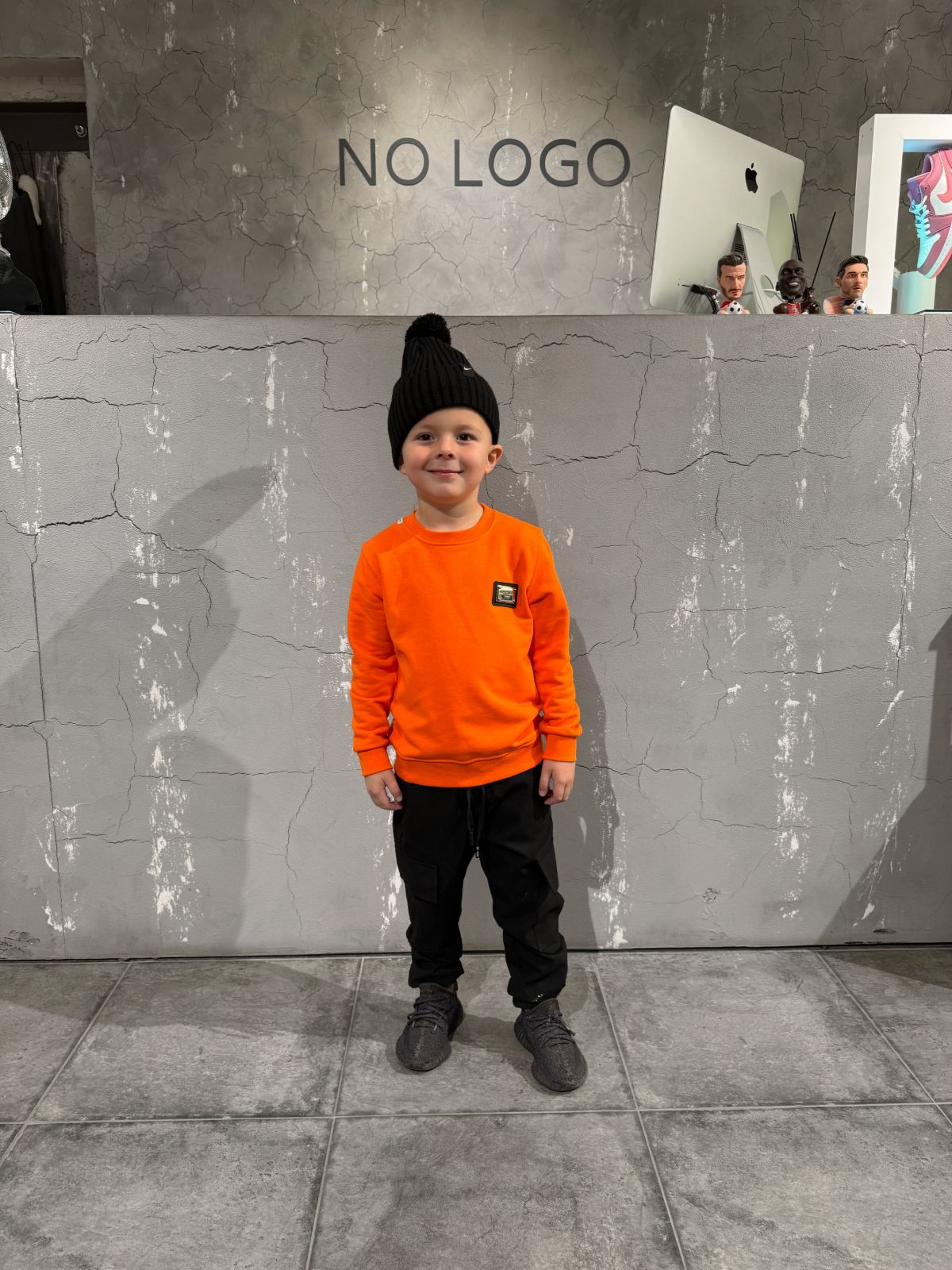 Свитшот DOLCE&GABBANA — NO LOGO STORE