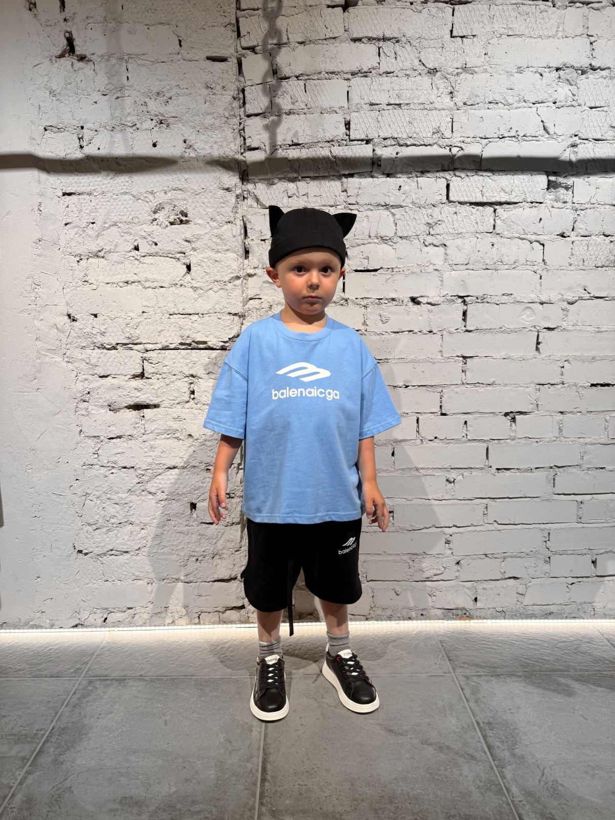 Футболка BALENCIAGA — NO LOGO STORE