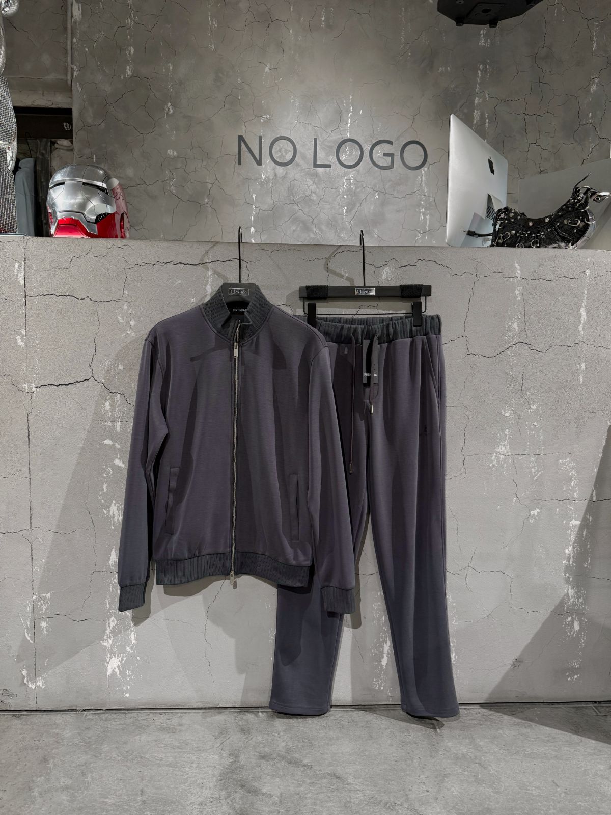 Костюм PREMIATA — NO LOGO STORE