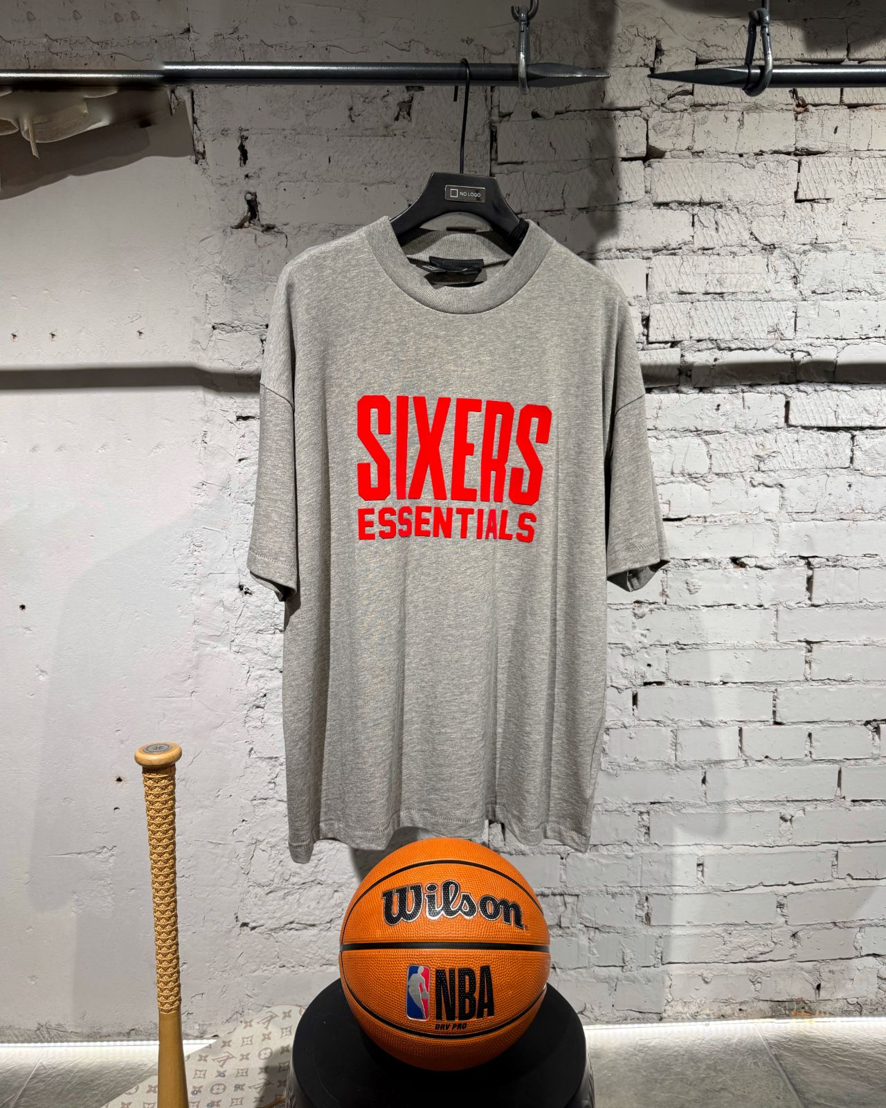 Футболка ESSENTIALS X NBA SIXERS — NO LOGO STORE
