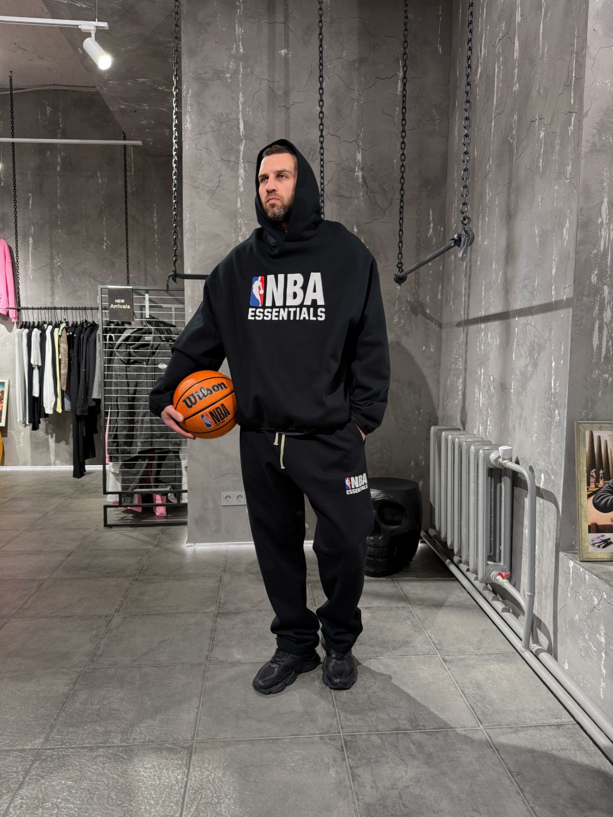 Костюм ESSENTIALS X NBA — NO LOGO STORE