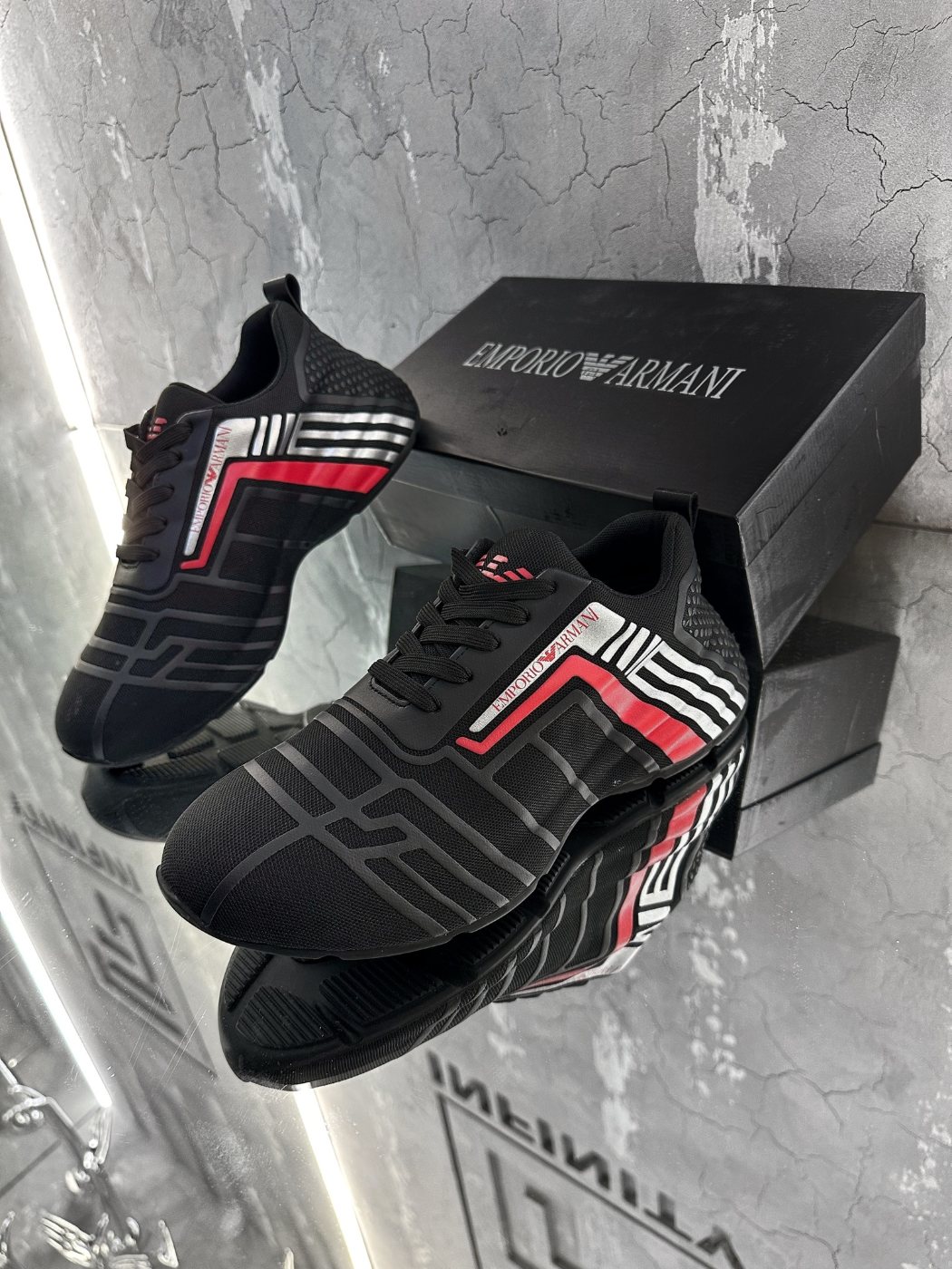EMPORIO ARMANI — NO LOGO STORE