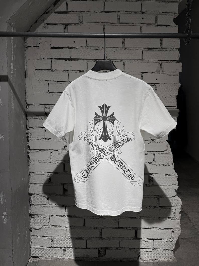 Футболка CHROME HEARTS — NO LOGO STORE