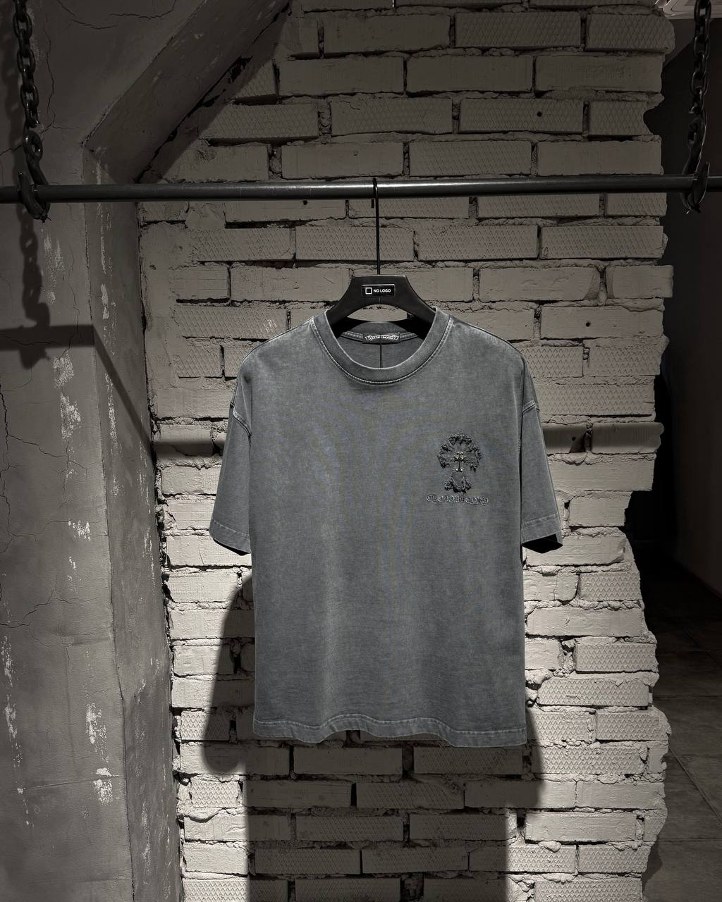 Футболка CHROME HEARTS — NO LOGO STORE
