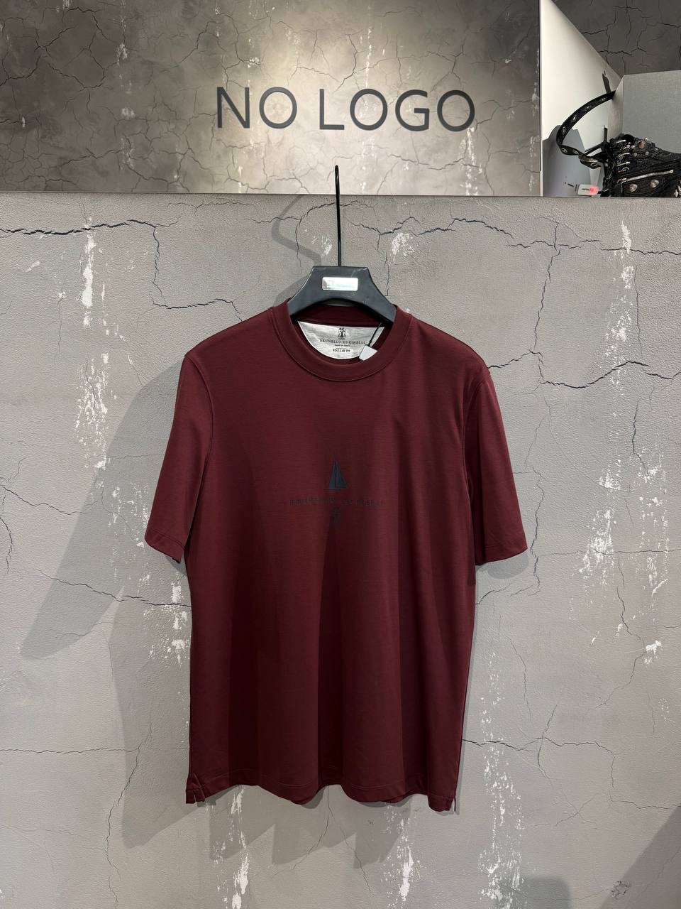 Новый товар — NO LOGO STORE