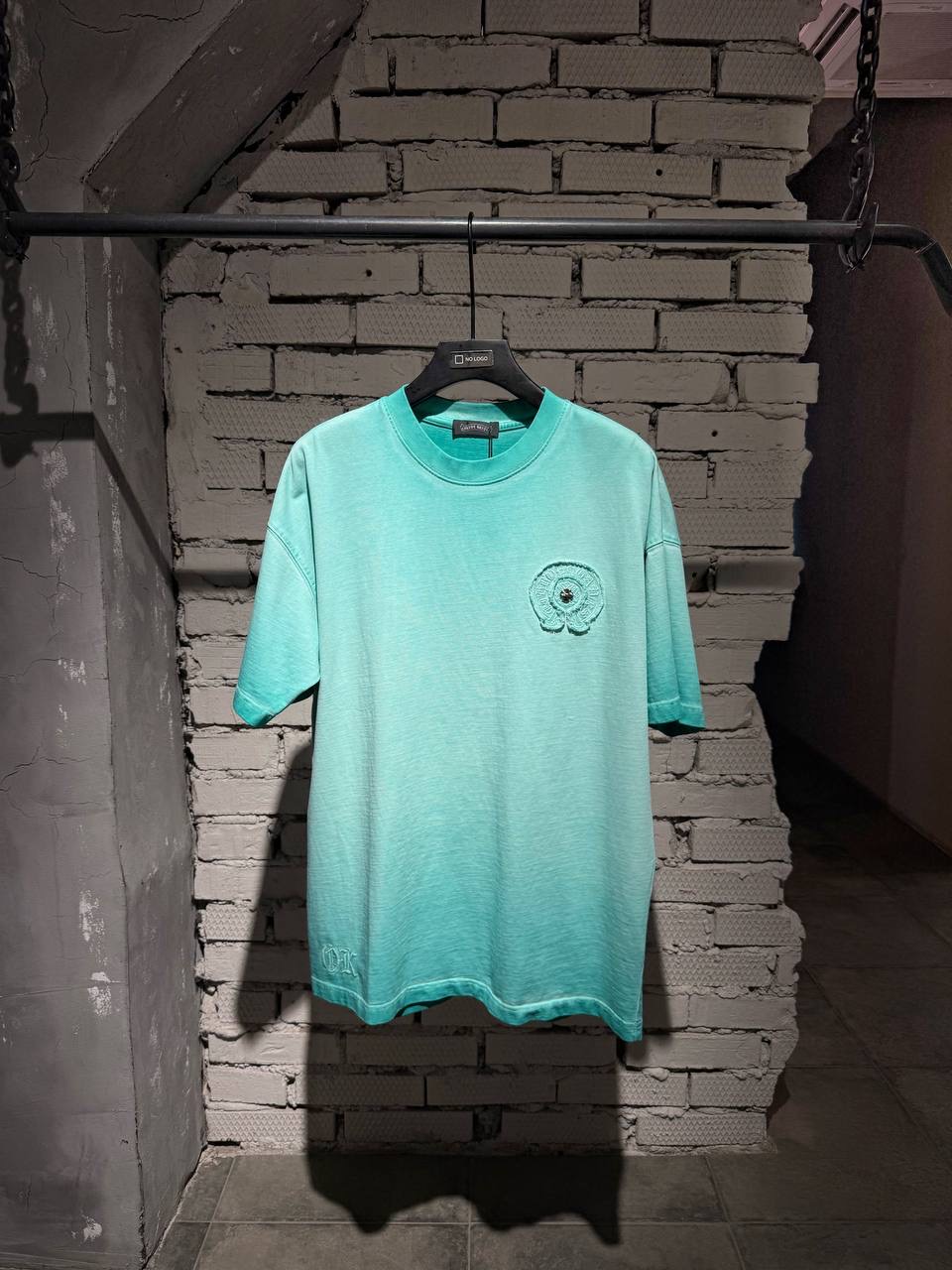 Футболка CHROME HEARTS — NO LOGO STORE