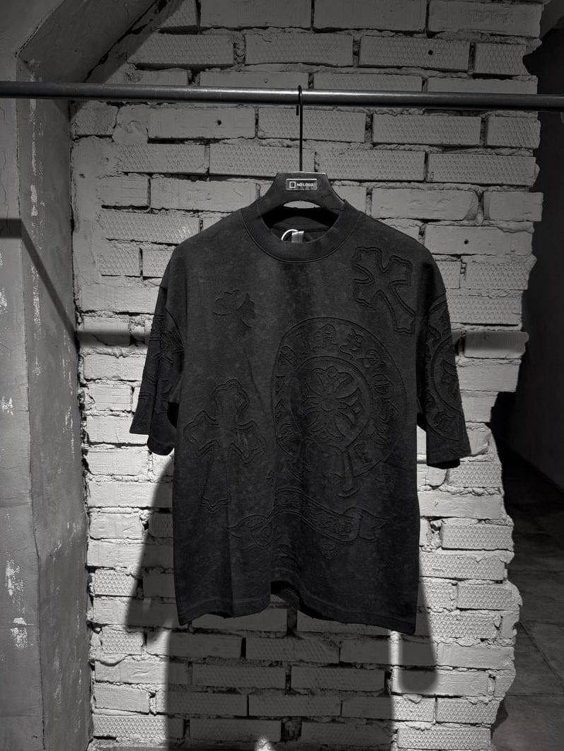 Футболка CHROME HEARTS — NO LOGO STORE