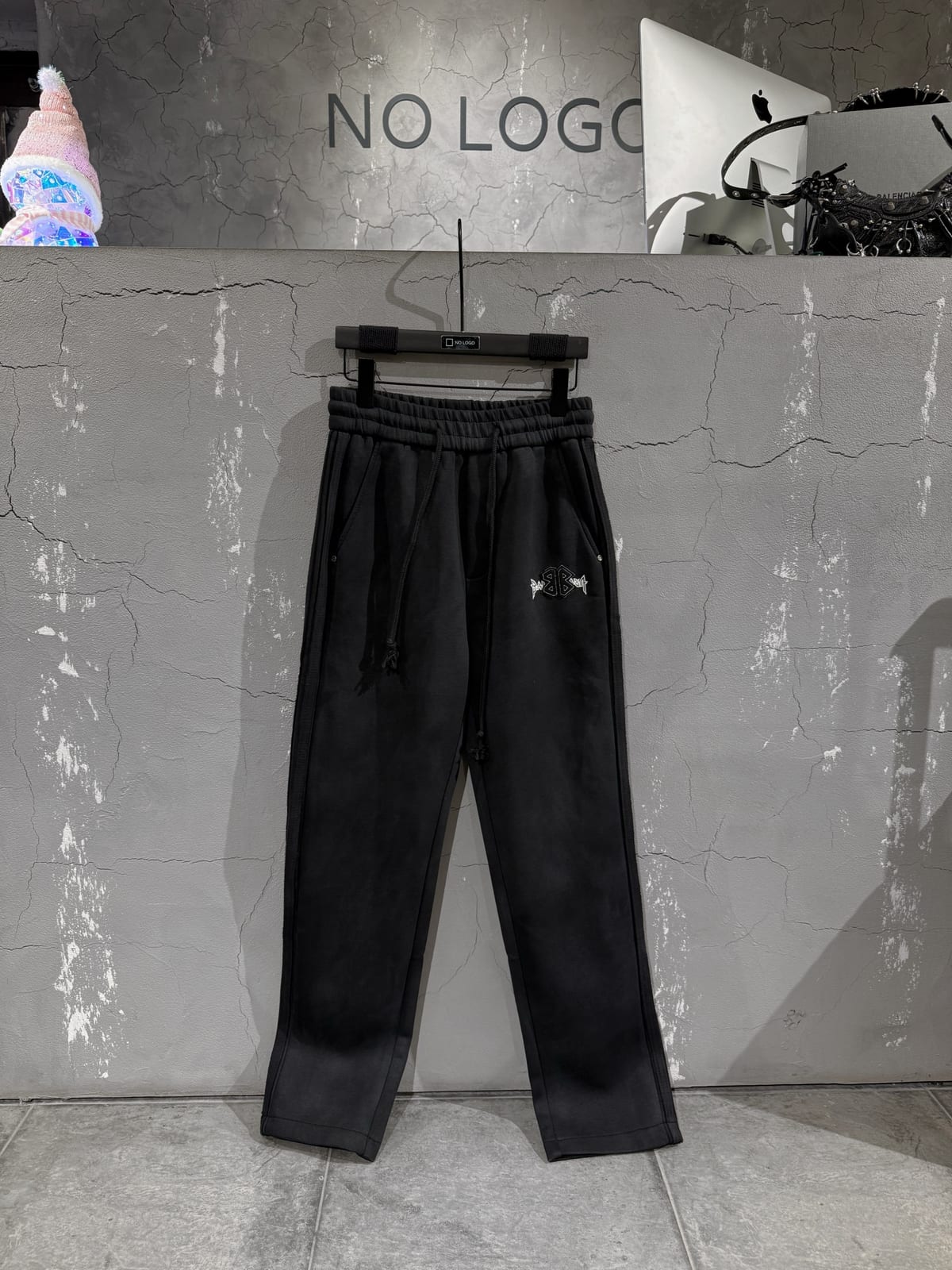 Брюки BALENCIANA — NO LOGO STORE