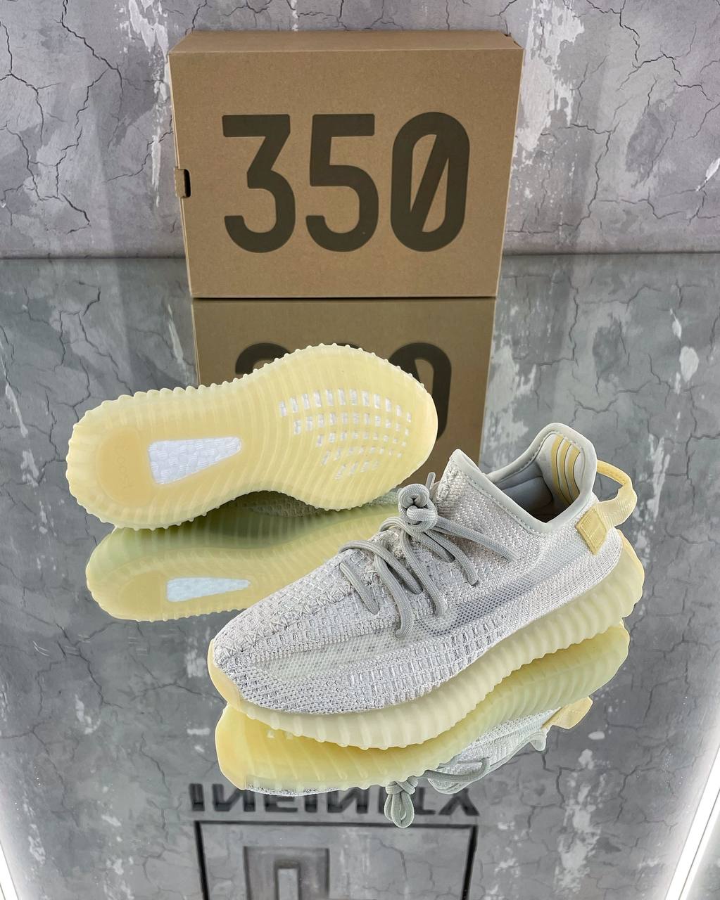 ADIDAS YEEZY BOOST 350 V2 — NO LOGO STORE
