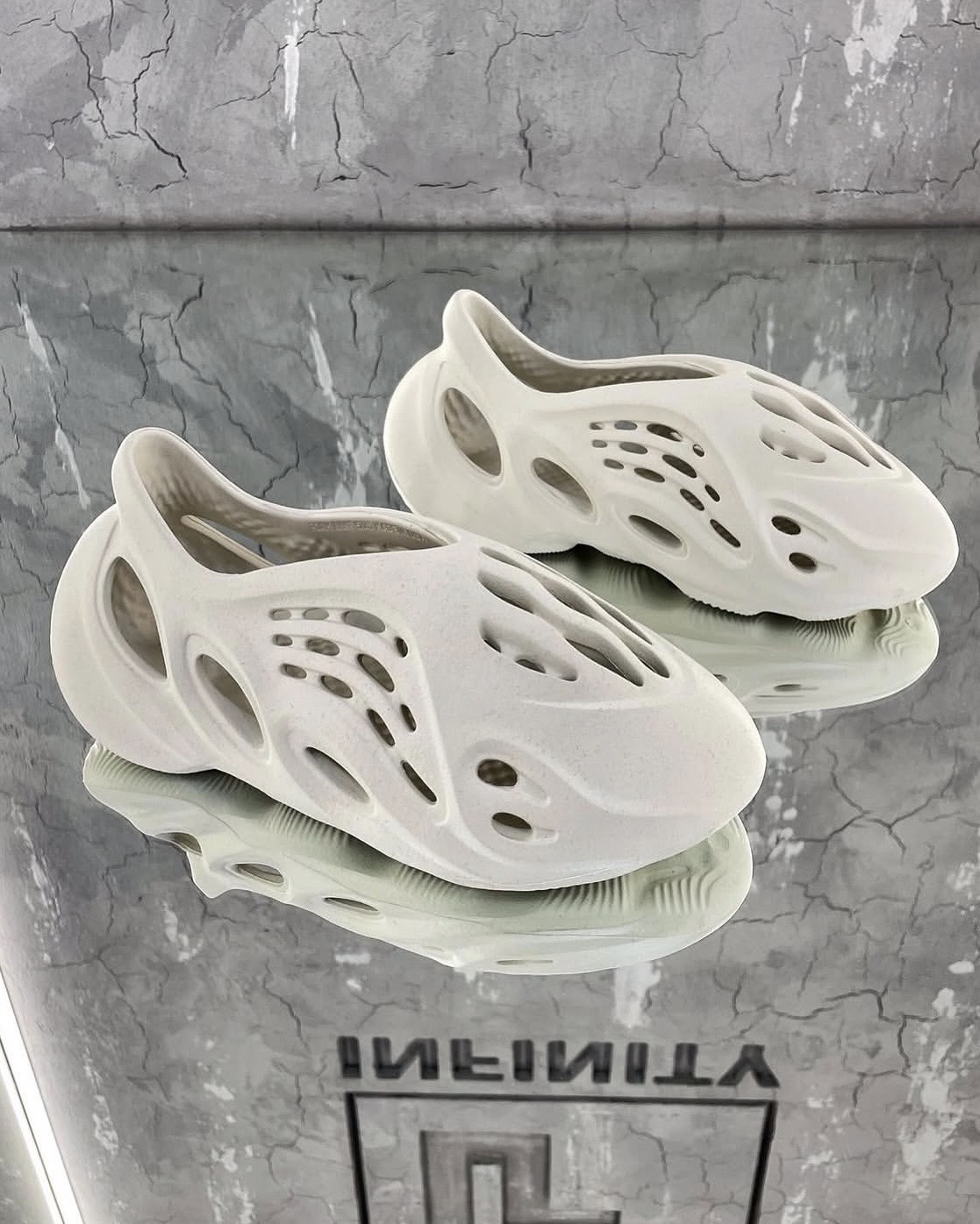 ADIDAS YEEZY FOAM RUNNER — NO LOGO STORE
