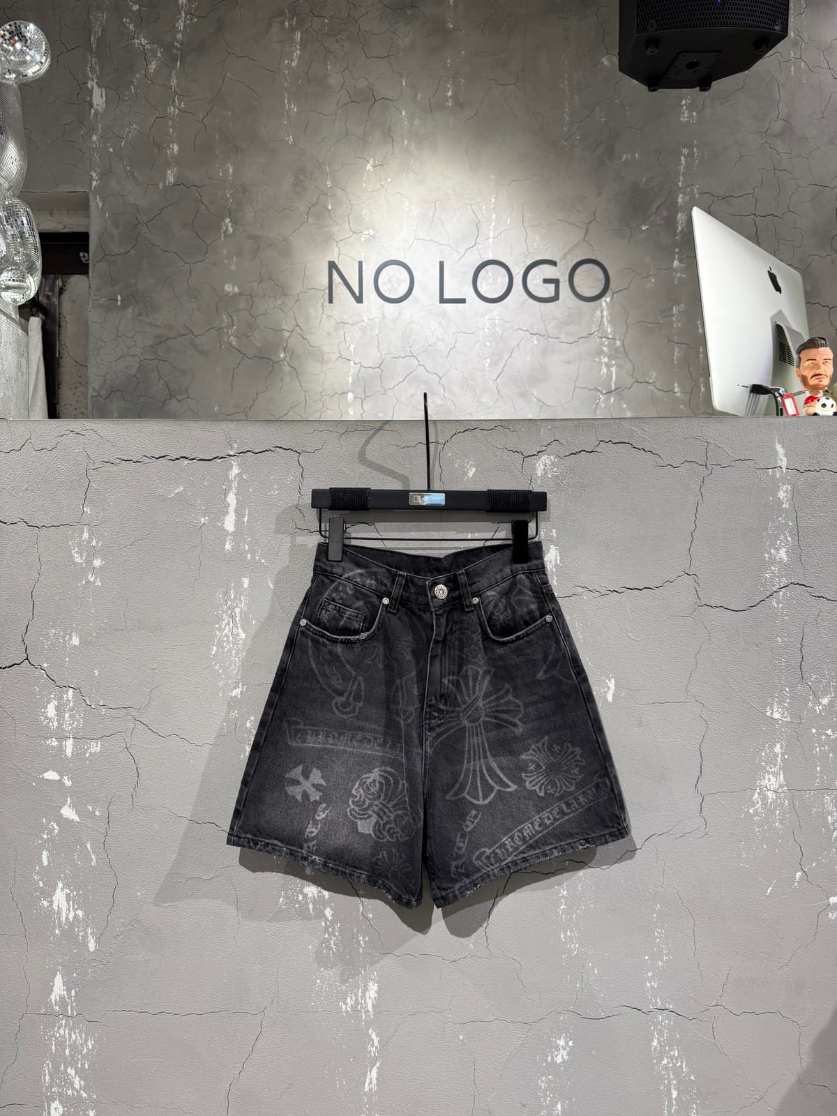 Шорты CHROME HEARTS — SALE · Женское, NO LOGO STORE (фото 2)