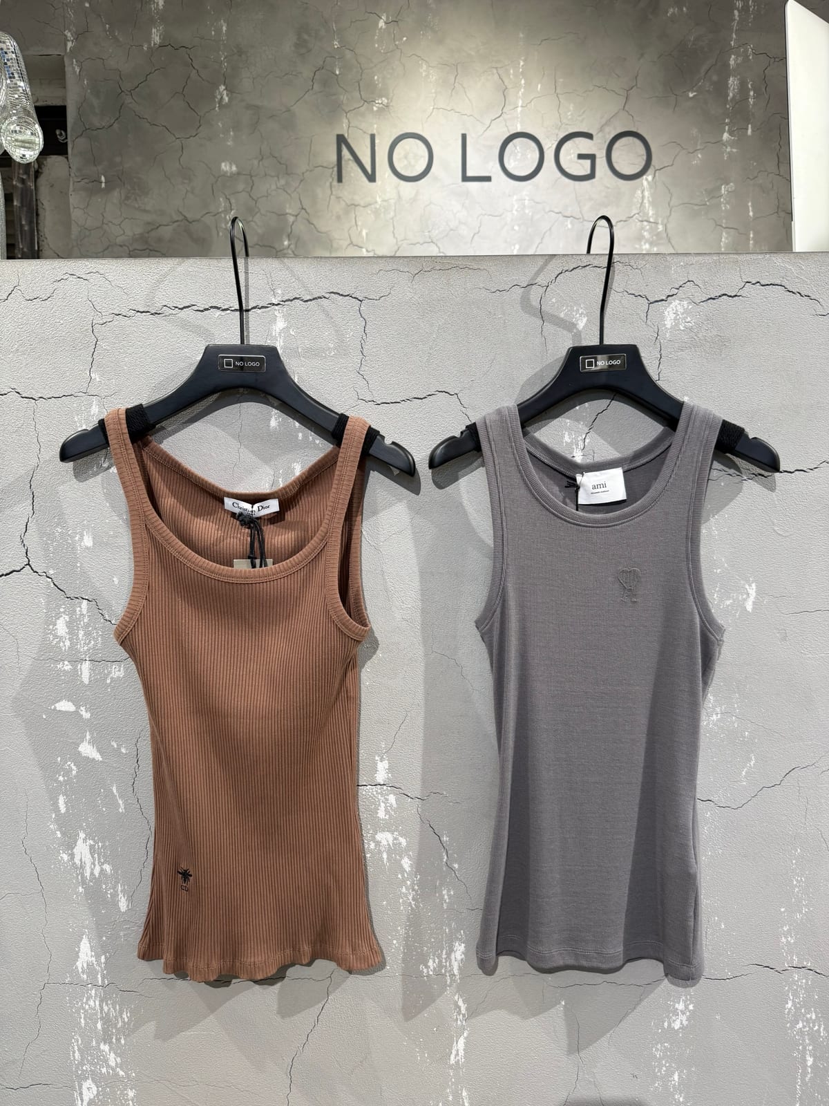 Майка AMI / GRAY — NO LOGO STORE