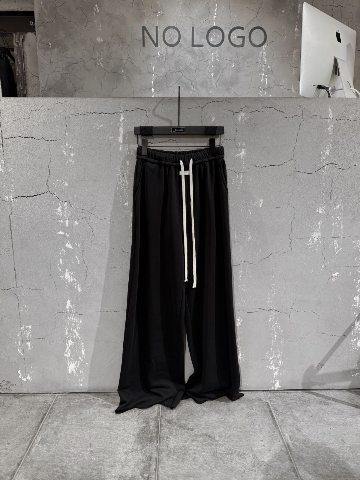 Брюки — NO LOGO STORE
