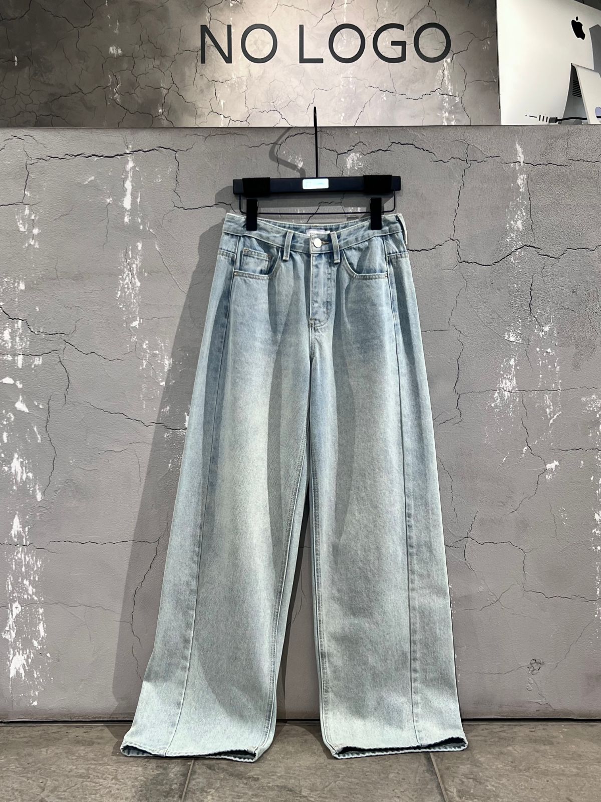 Джинсы — NO LOGO STORE