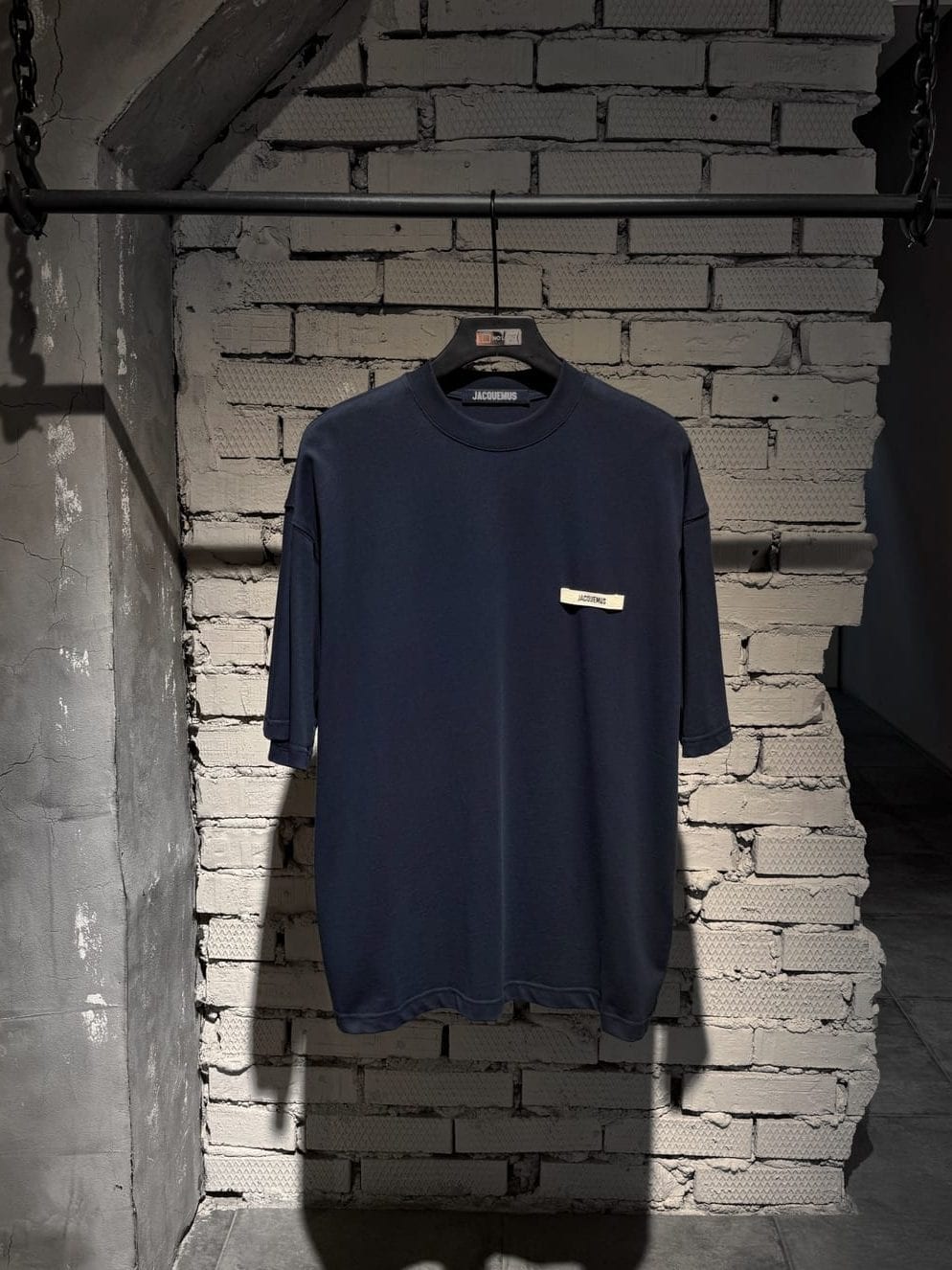 Футболка JACQUEMUS — NO LOGO STORE