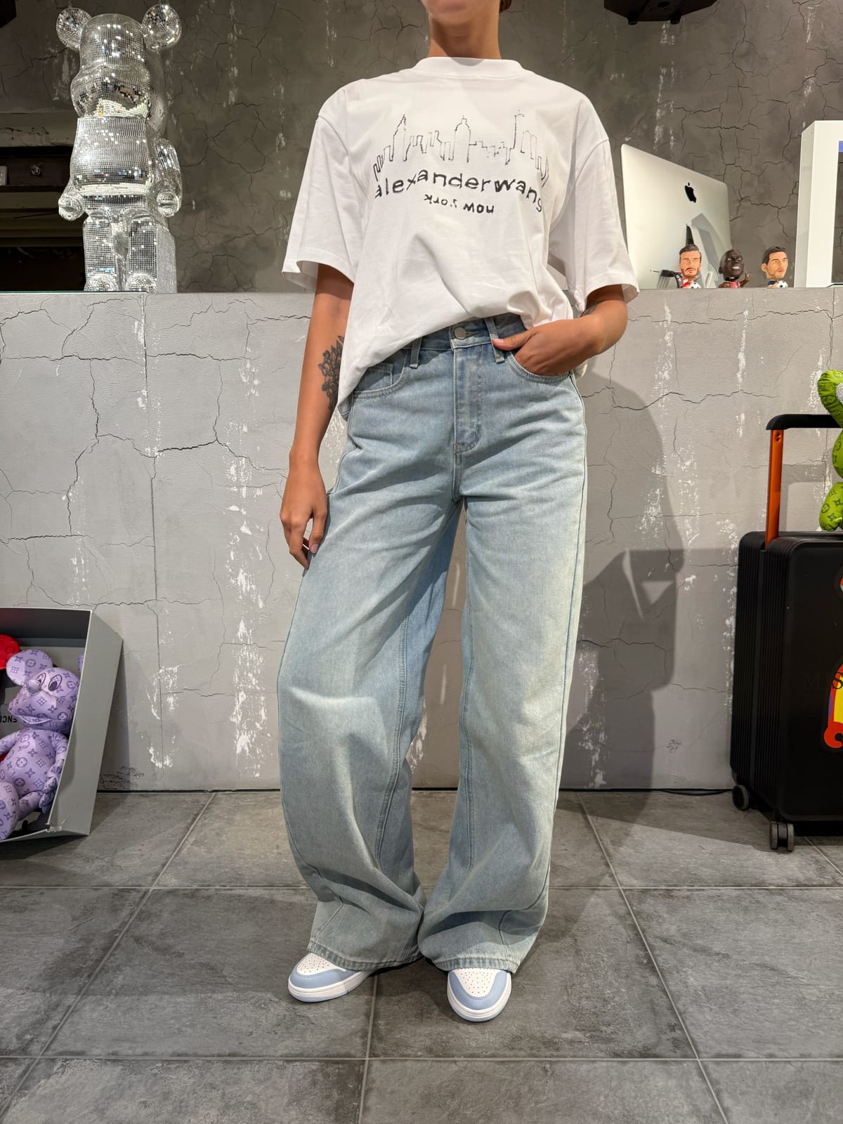Джинсы — NO LOGO STORE