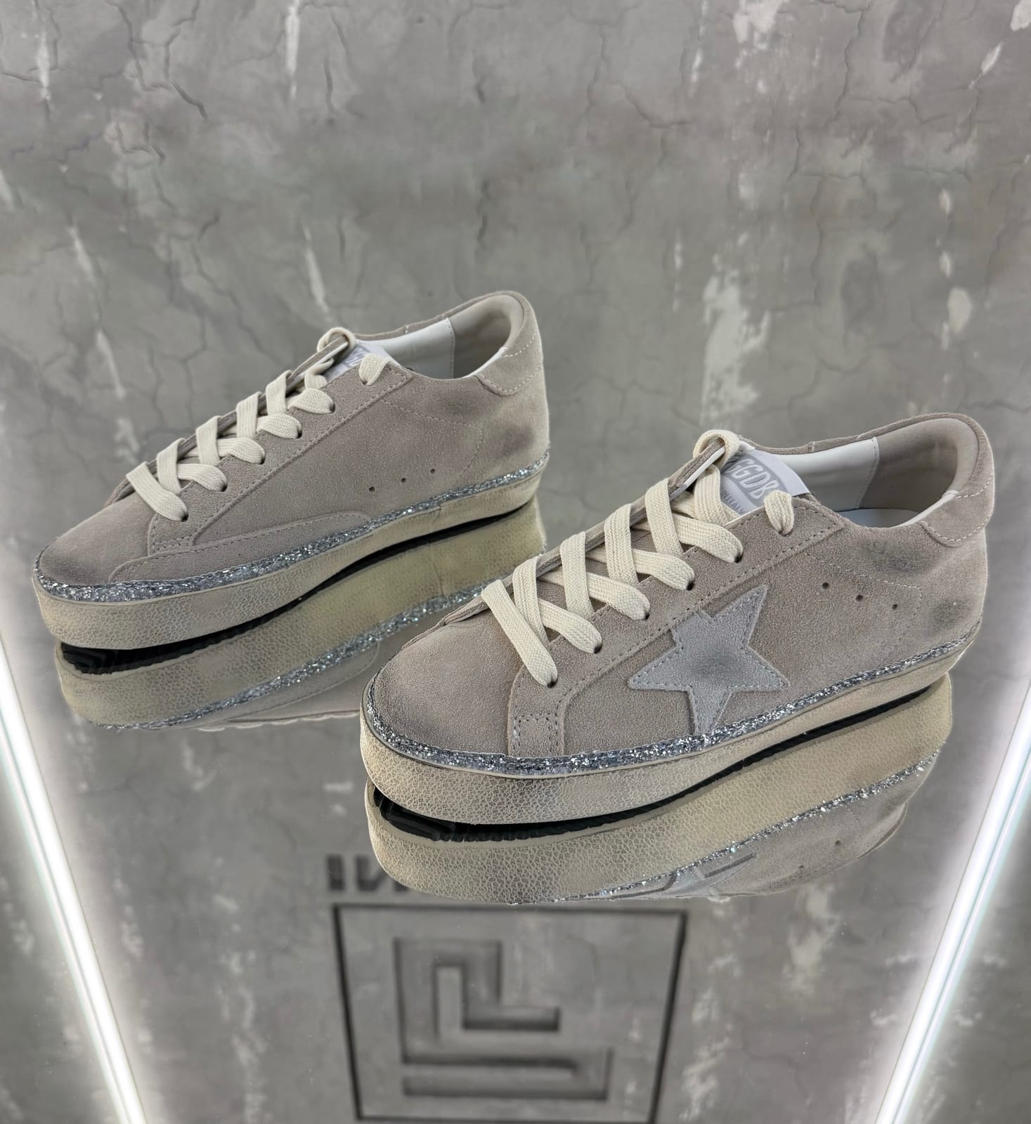GOLDEN GOOSE — NO LOGO STORE